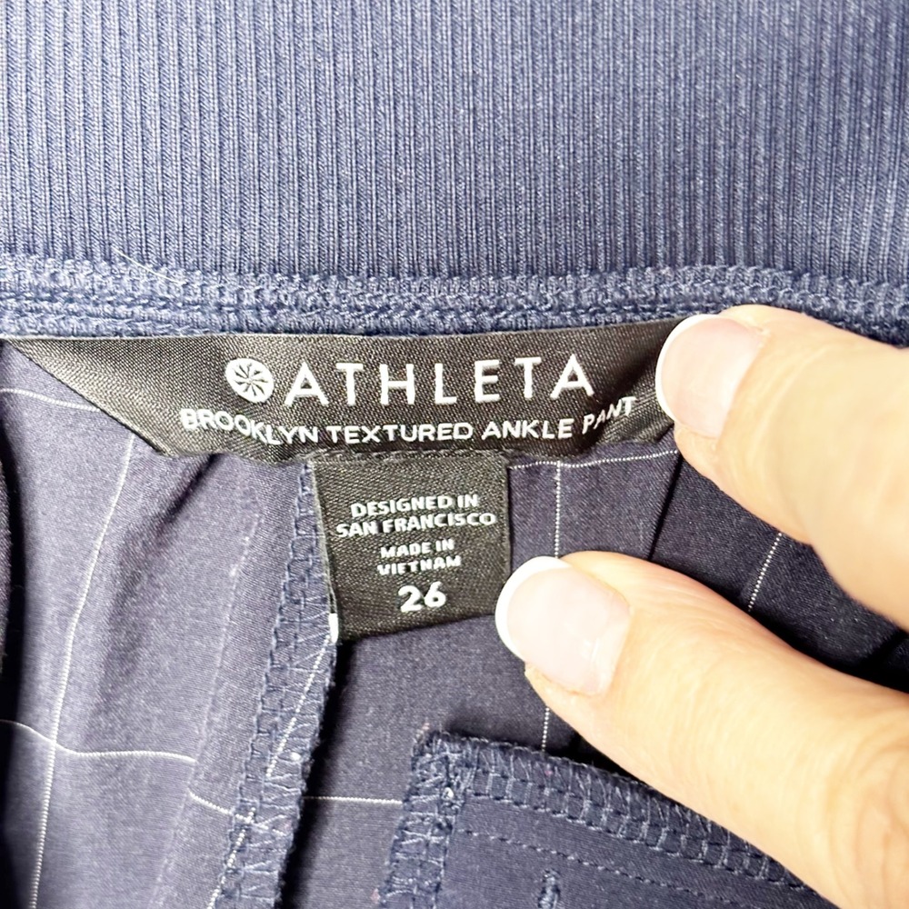Athleta Brooklyn Textured Ankle Pant Size 26 Navy Windowpane Plaid Plus Size - Picture 8 of 10